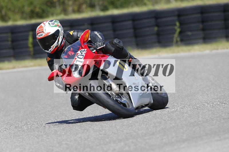 /48 25.08.2025 Cornu Master School ADR/gruen-vert/104